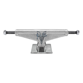Venture Skateboard Trucks 5.6 (8.25") Yuto Horigome Pro Edition Liquid Chrome - Pair