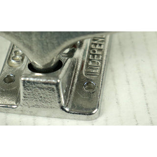 Blem Independent Skateboard Trucks Mids Silver 149 (8.5")