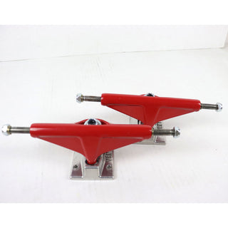 Blem Venture Skateboard Trucks 5.2 (8.0") Standard Red/Silver Cosmetic