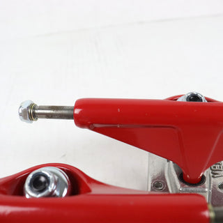 Blem Venture Skateboard Trucks 5.2 (8.0") Standard Red/Silver Cosmetic