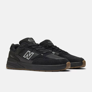 New Balance Numeric Skateboard Shoes Andrew Reynolds 933 Black/Black
