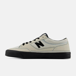 New Balance Numeric Skateboard Shoes 417 Lo Franky Villani Pink/Black