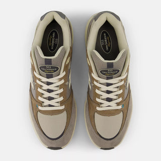New Balance Numeric Skateboard Shoes Andrew Reynolds 933 Grey Days