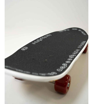 YOW Skateboard Complete Luster Egg Friends White 9.0" x 29.25" Cruiser
