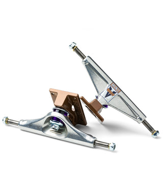 Venture Skateboard Trucks X Bronze Team 5.8 (8.5") Silver/Bronze (Pair)